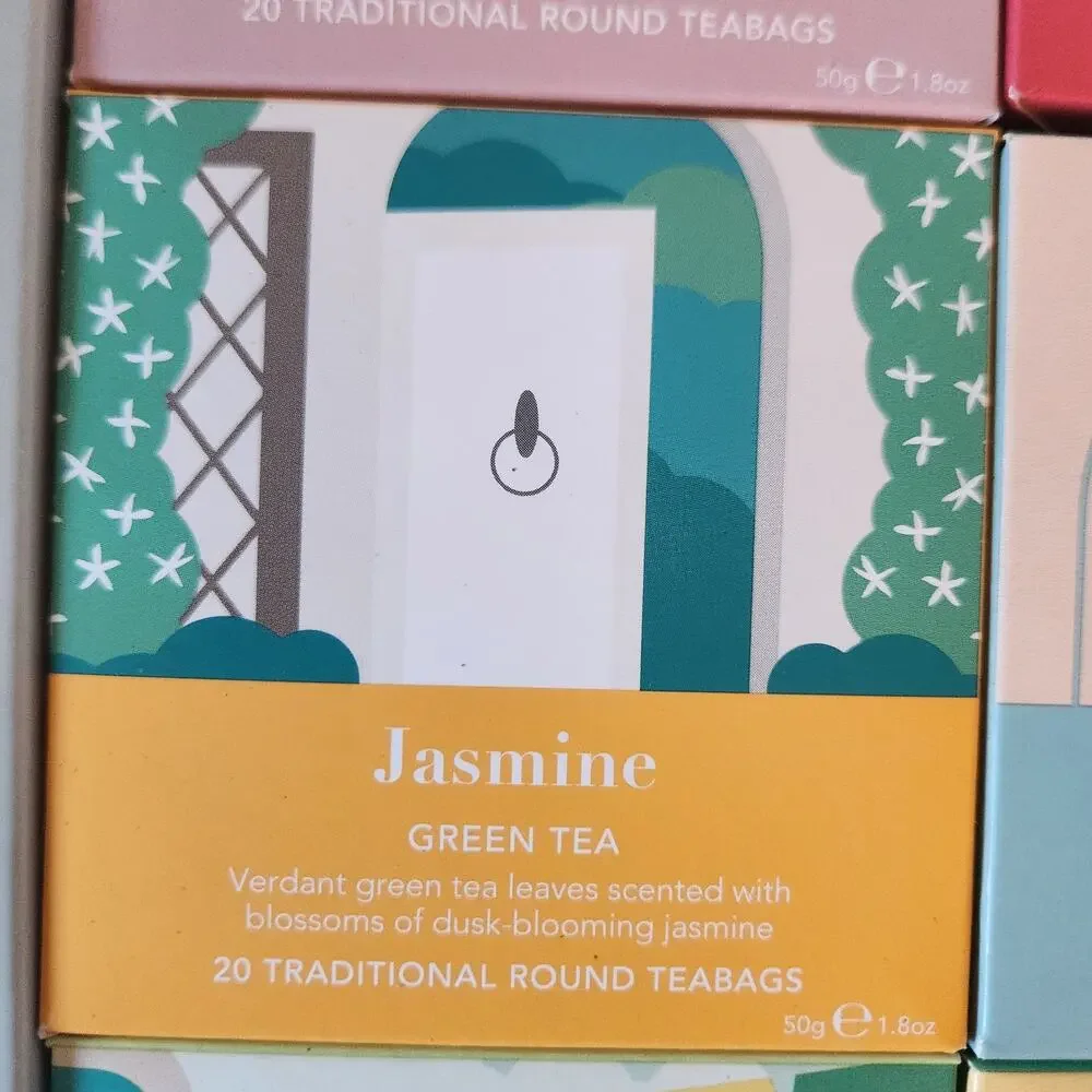 New! Whittard Famous Tea Collection 180 Teabags Assort Flavor Gift Set Box 08/25